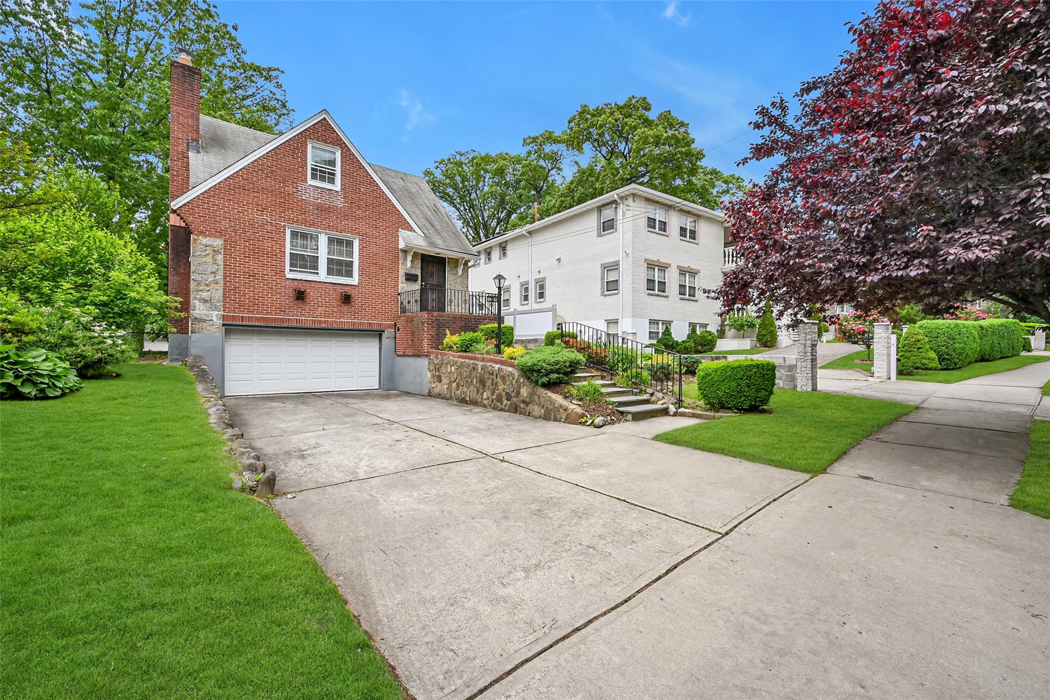 #18 photo, 86-32 Avon Street, Jamaica Estates , NY 11432