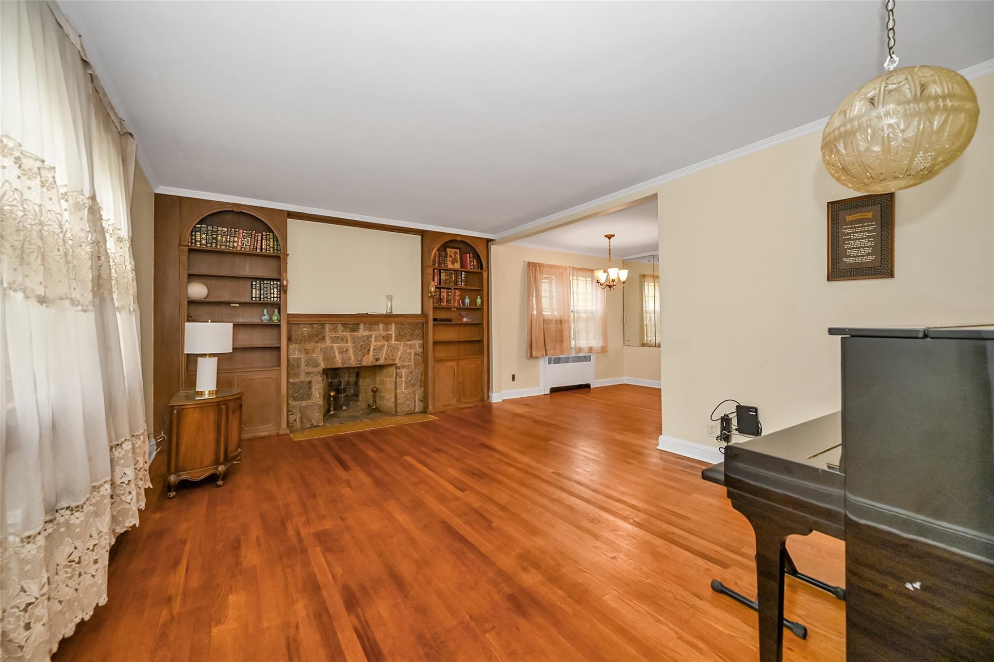 #3 photo, 86-32 Avon Street, Jamaica Estates , NY 11432