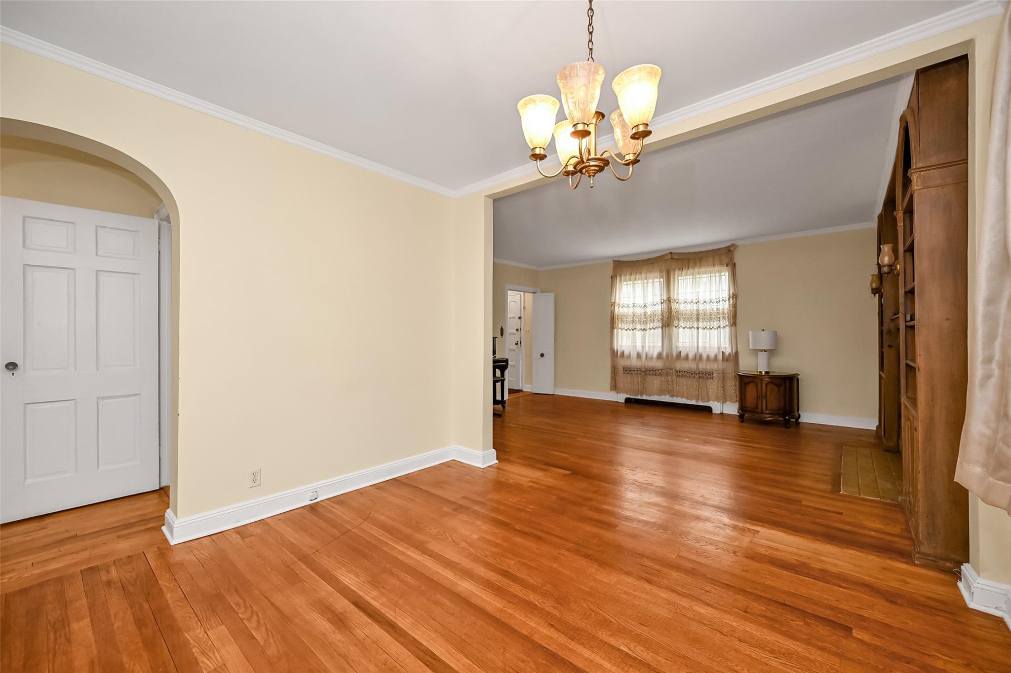 #4 photo, 86-32 Avon Street, Jamaica Estates , NY 11432