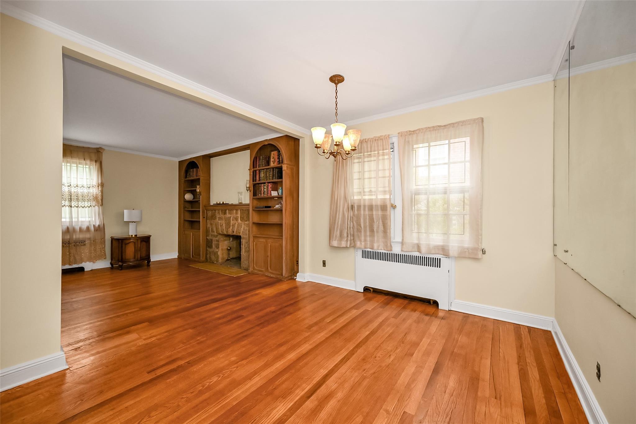 #6 photo, 86-32 Avon Street, Jamaica Estates , NY 11432