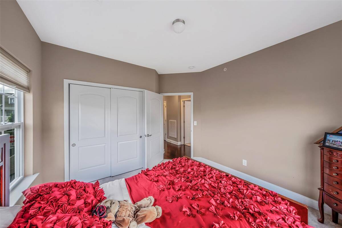 #25 photo, 135 Rosebud Court, サフォーク郡 Patchogue , NY 11772