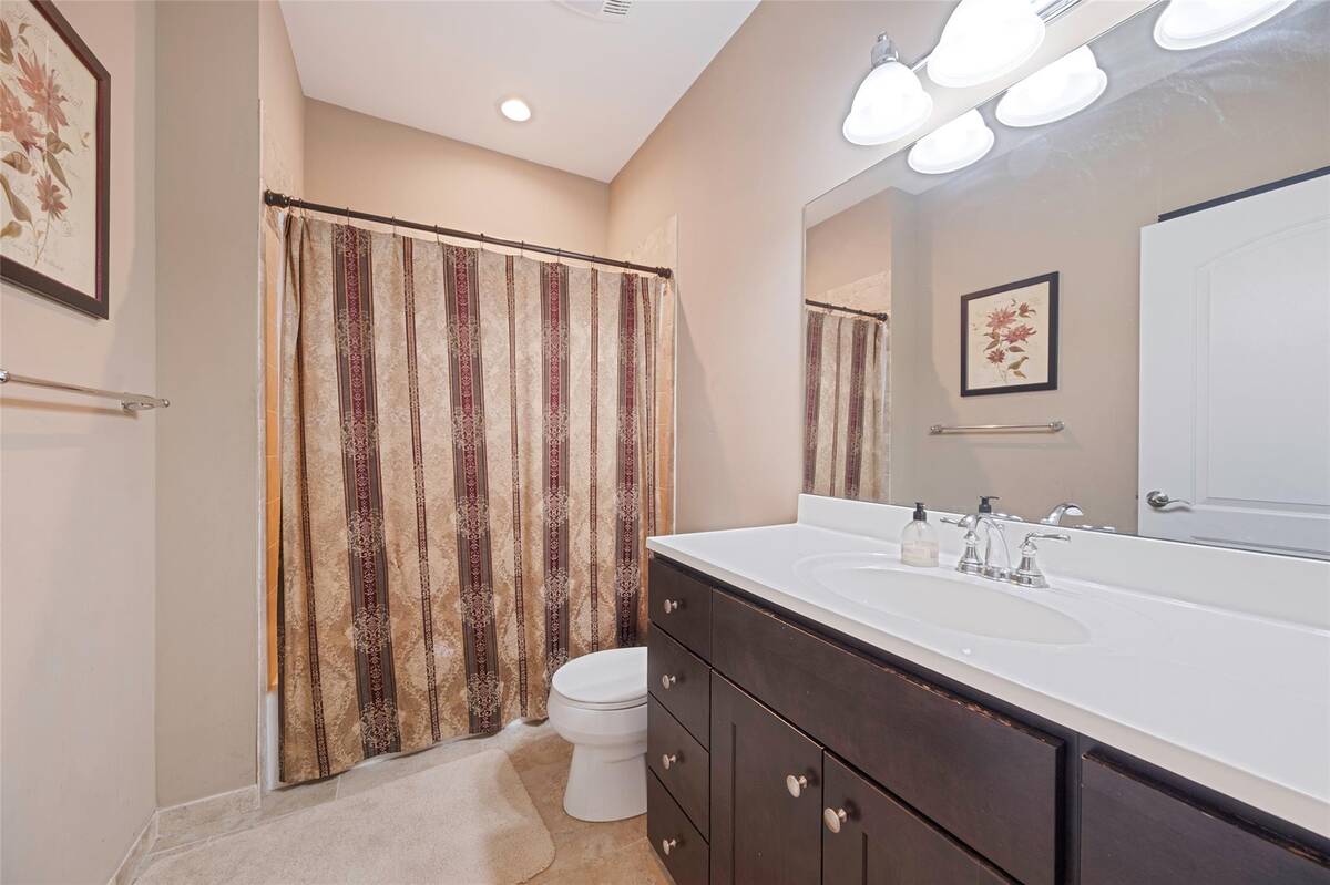 #26 photo, 135 Rosebud Court, サフォーク郡 Patchogue , NY 11772