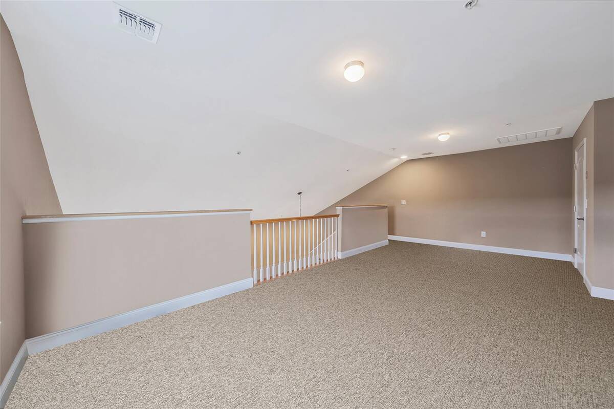 #33 photo, 135 Rosebud Court, サフォーク郡 Patchogue , NY 11772