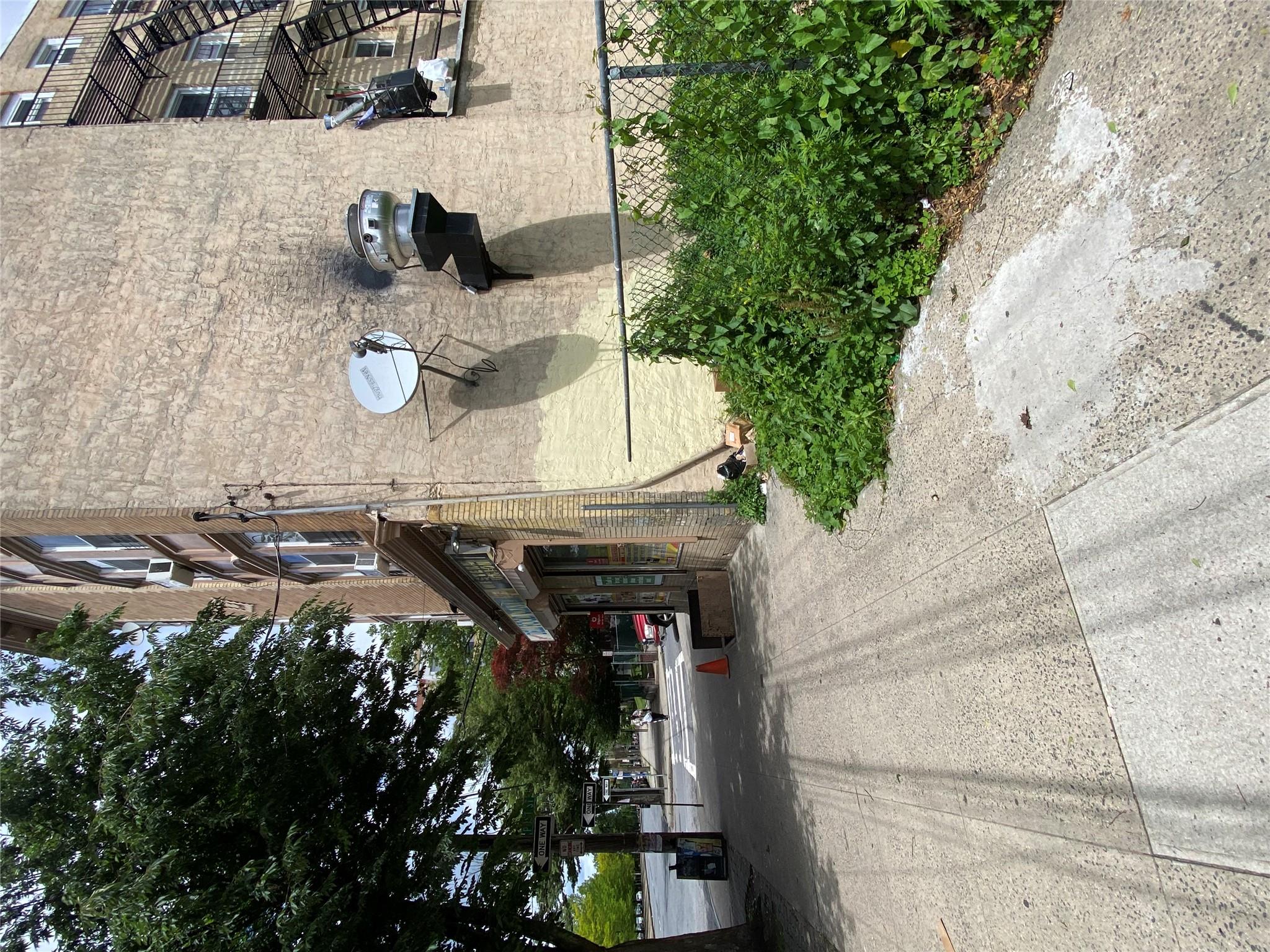 #8 photo, 354 Riverdale Avenue, Yonkers , NY 10705