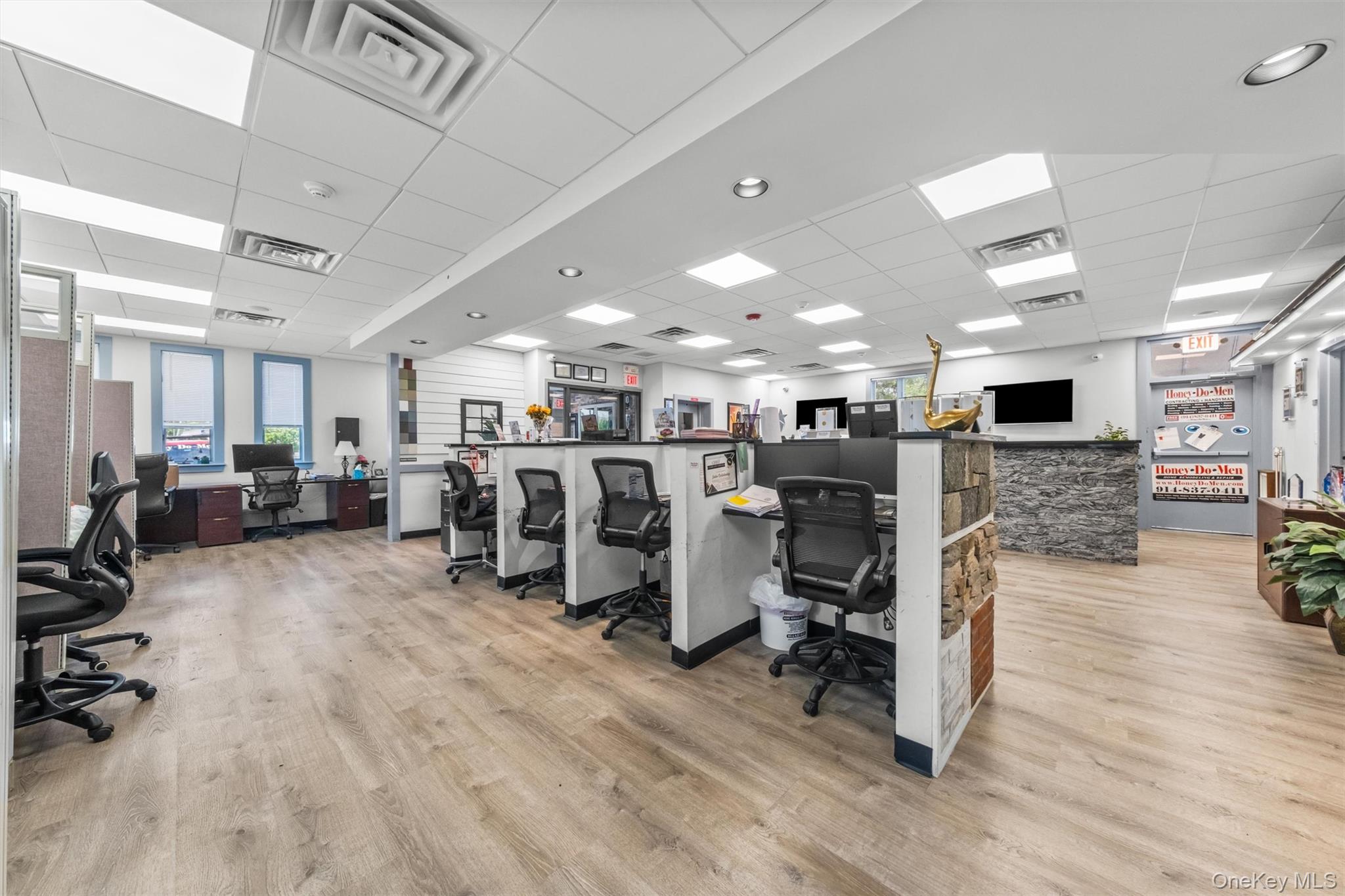 #17 photo, 1995 Route 6, Carmel , NY 10512