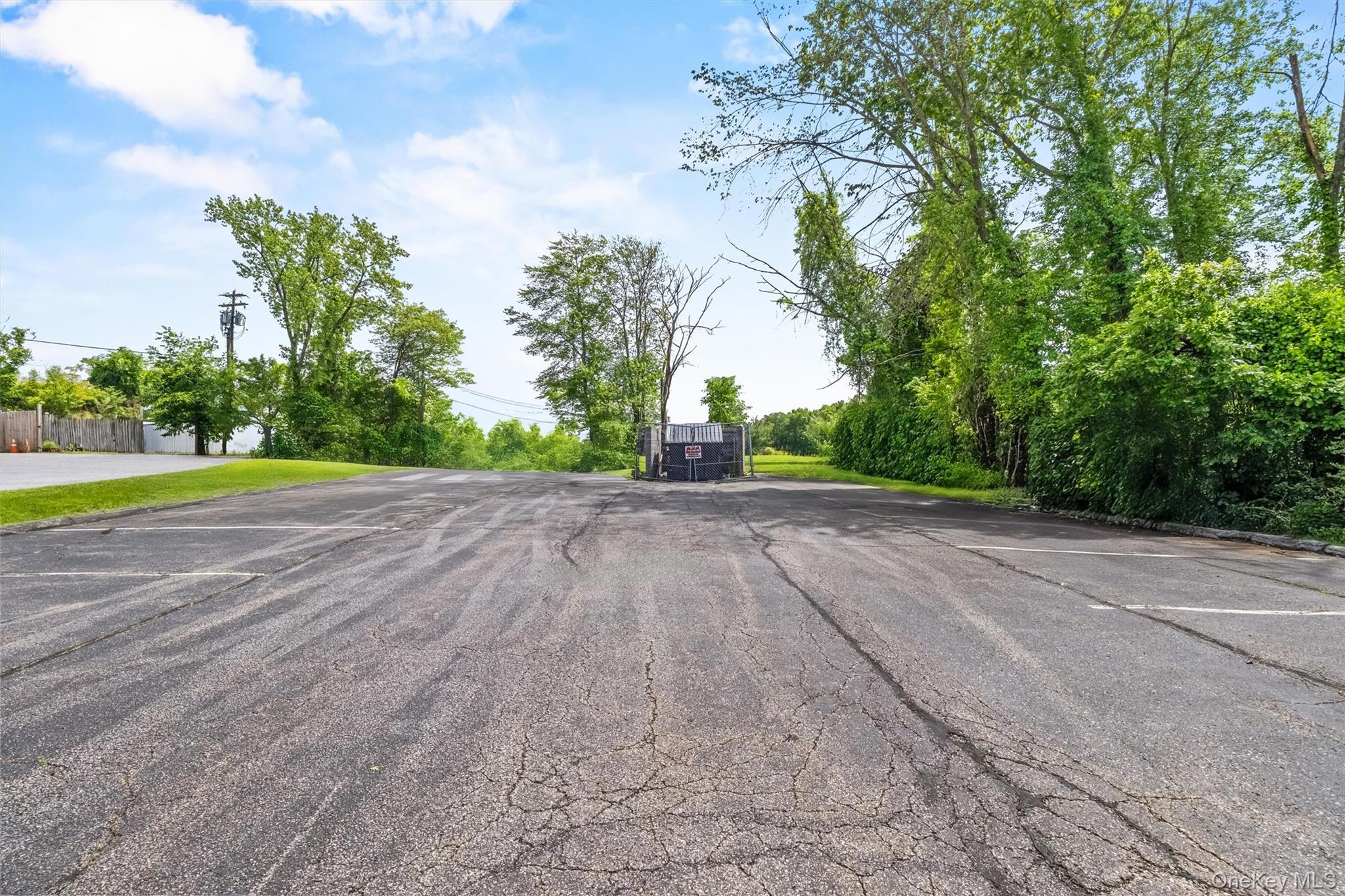 #6 photo, 1995 Route 6, Carmel , NY 10512