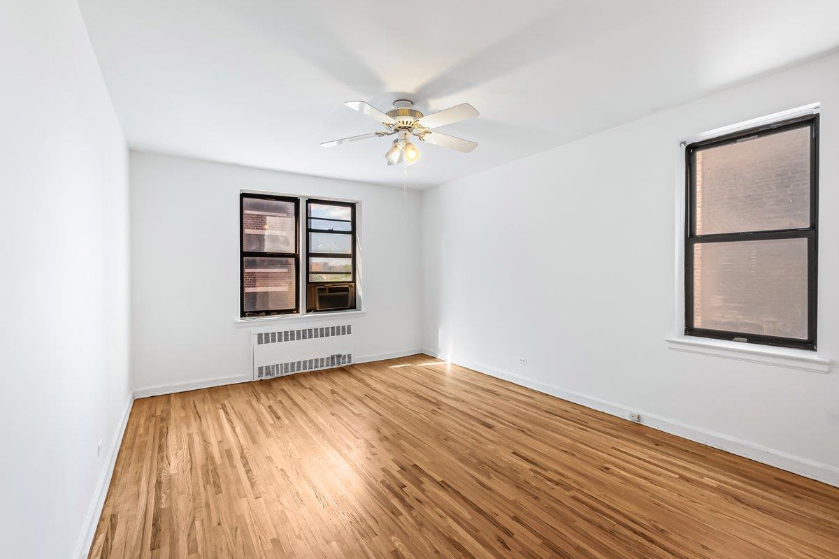 #13 photo, 123-35 82nd Road, クイーンズ区 Kew Gardens , NY 11415