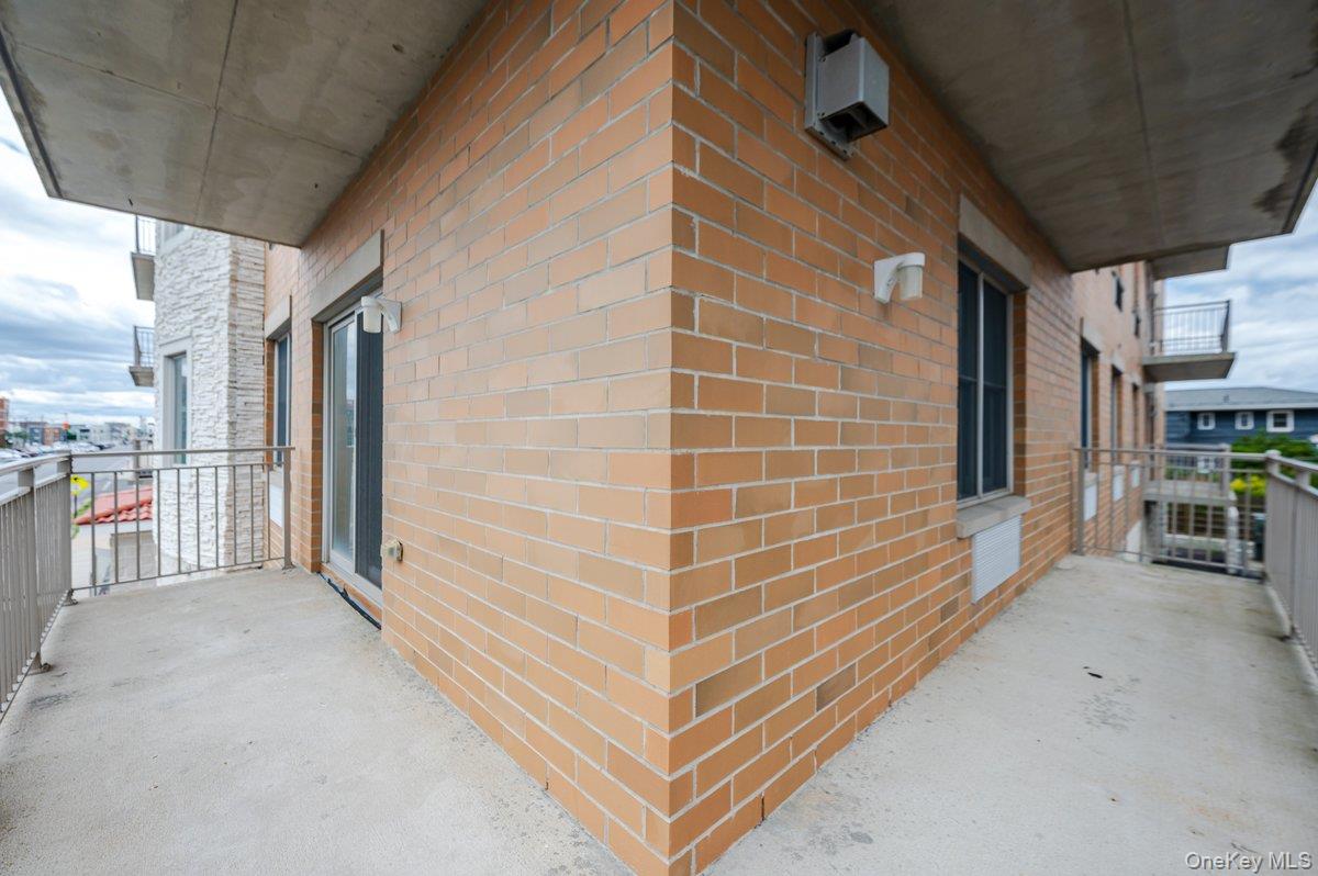 #16 photo, 661 W Broadway, ナッソー郡 Long Beach , NY 11561