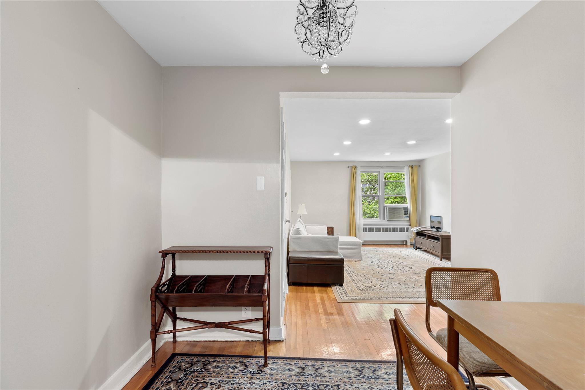 #5 photo, 82U Glen Keith Road, Glen Cove , NY 11542