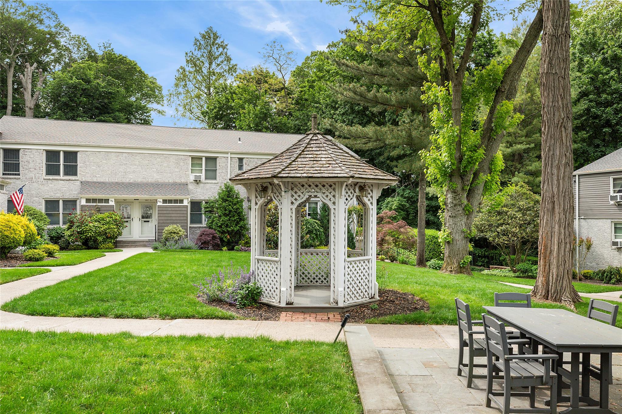 #9 photo, 82U Glen Keith Road, Glen Cove , NY 11542