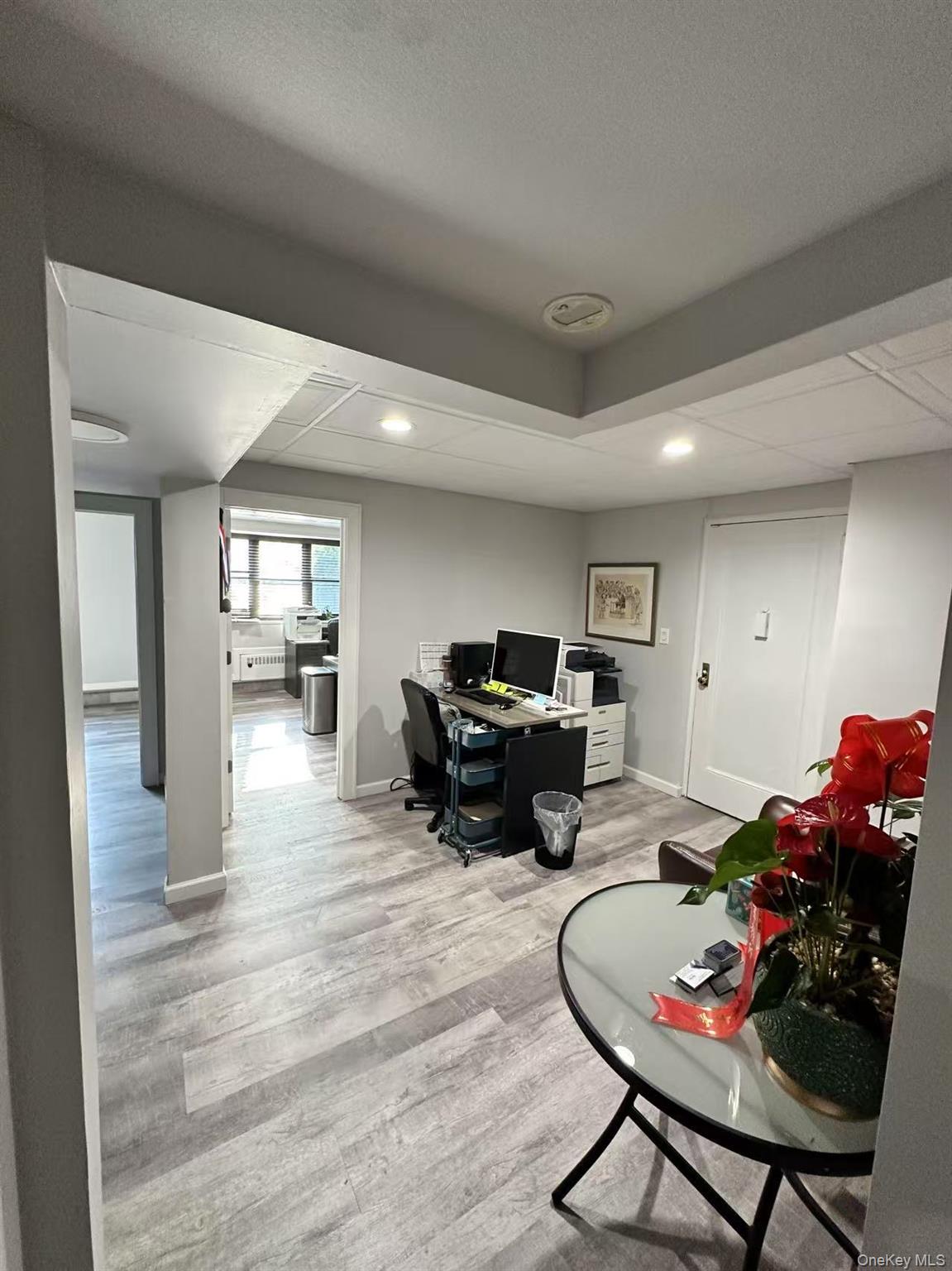 #3 photo, 15 Canterbury Road, ナッソー郡 Great Neck , NY 11021