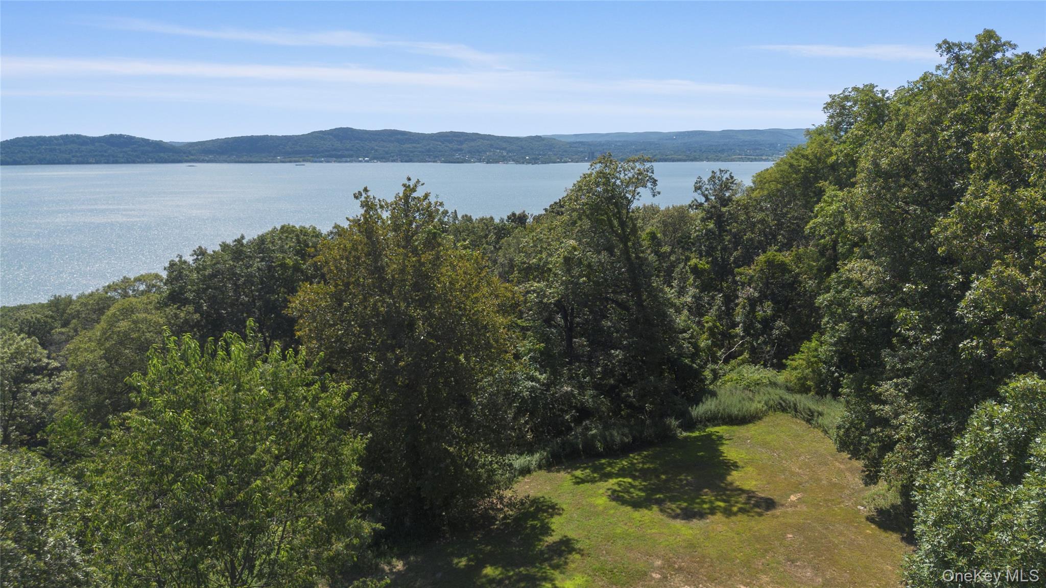 #6 photo, 3 Prickly Pear Hill Road, Croton-on-Hudson , NY 10520