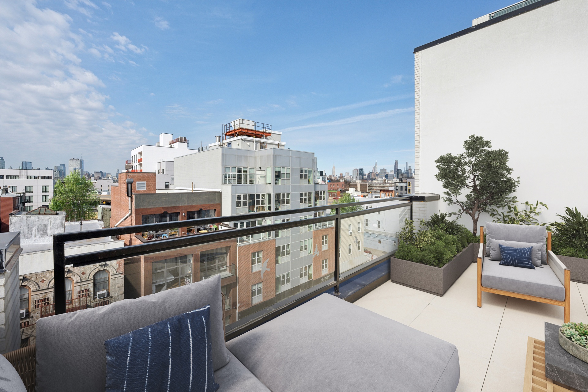 #12 photo, 390 Manhattan Avenue, East Williamsburg , NY 11211