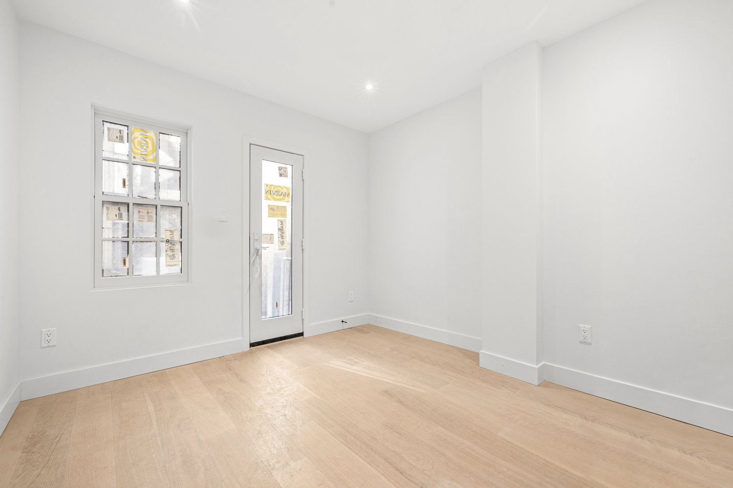 #13 photo, 113 W 13TH Street, マンハッタン Greenwich Village , NY 10011