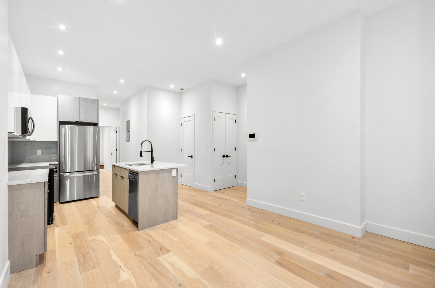 #3 photo, 113 W 13TH Street, マンハッタン Greenwich Village , NY 10011