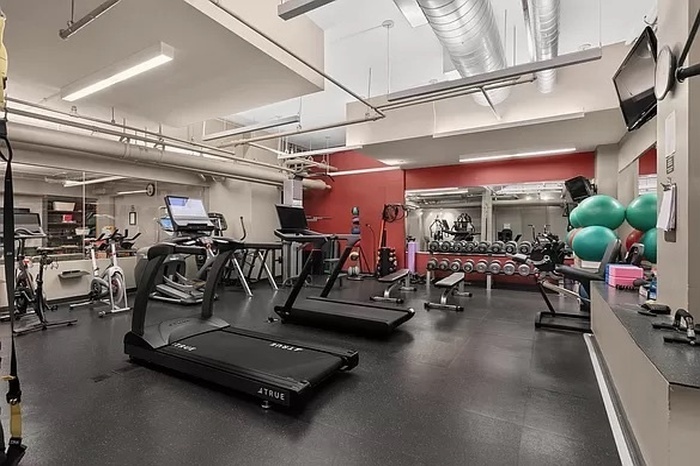 #15 photo, 65 W 13th Street, マンハッタン Greenwich Village , NY 10011