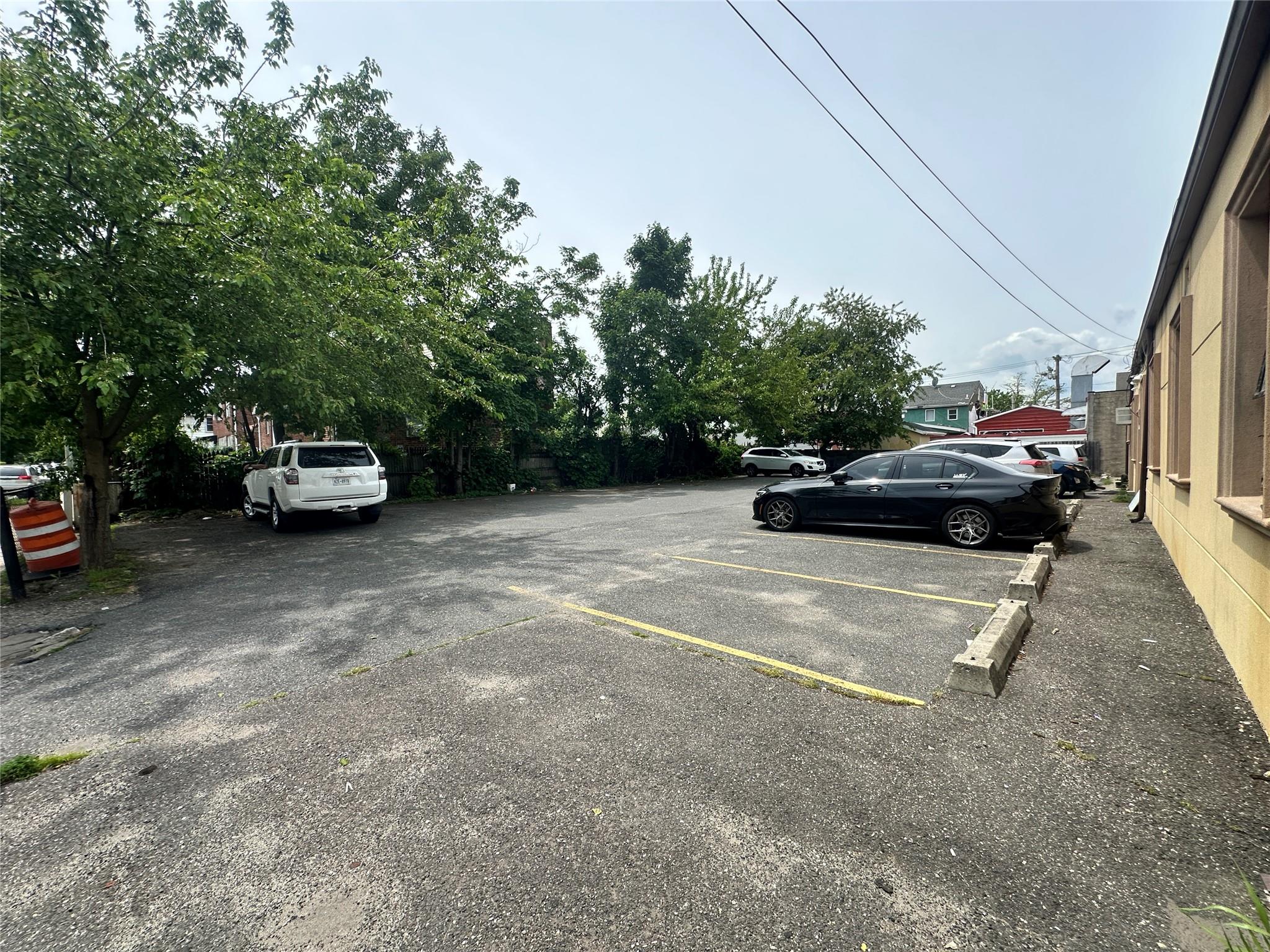 #9 photo, 1483 A Hempstead Turnpike, ナッソー郡 Elmont , NY 11003