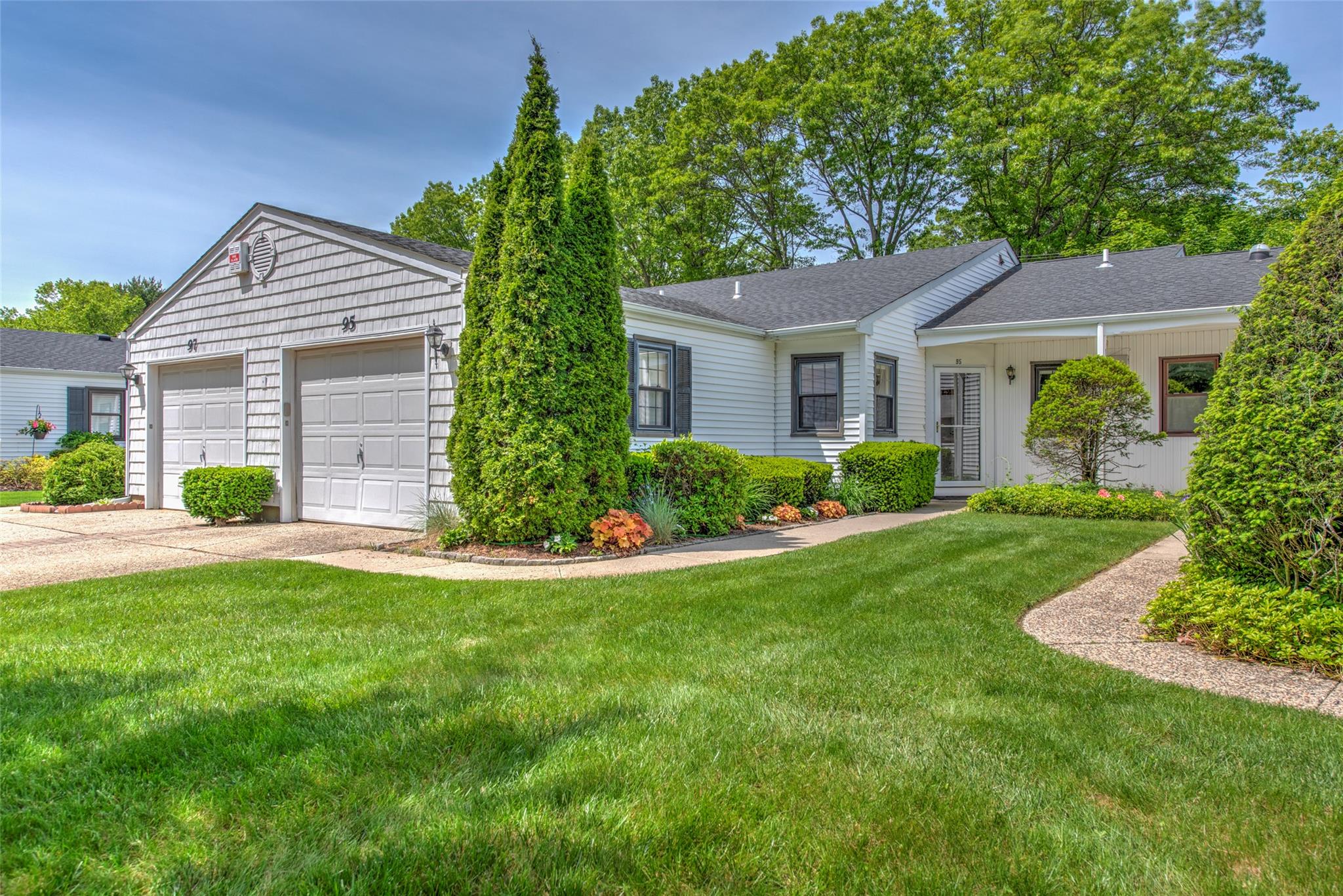 #1 photo, 95 Knolls Drive, Stony Brook , NY 11790