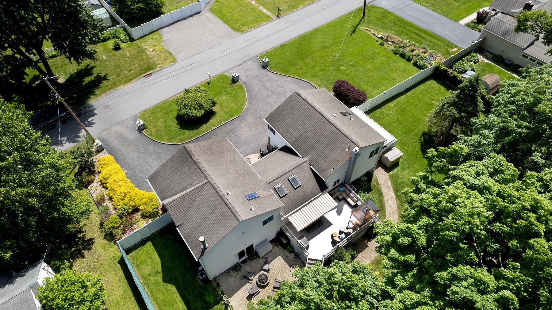 #1 photo, 1583 Central Street, Yorktown Heights , NY 10598