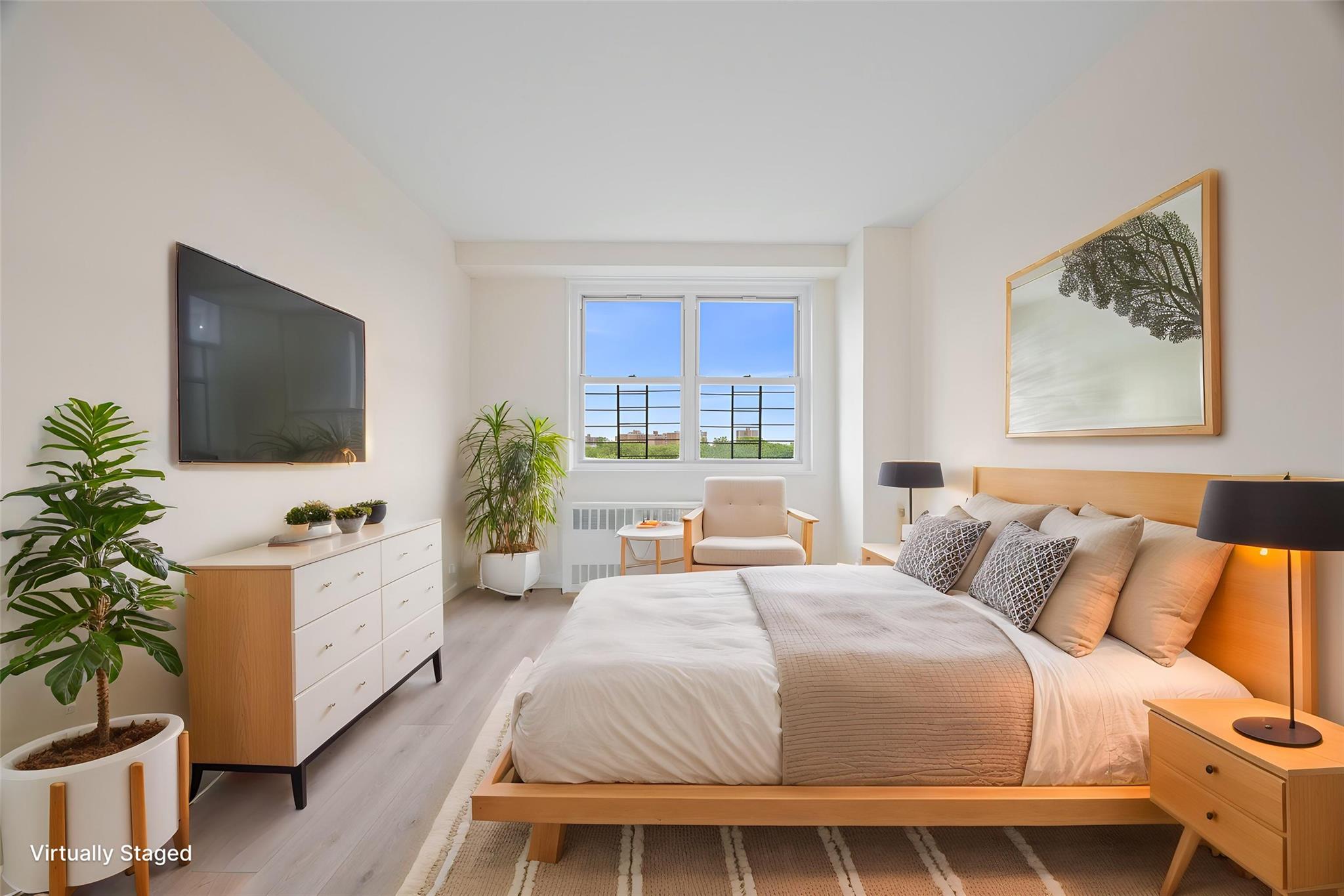 #4 photo, 875 Morrison Avenue, Bronx , NY 10473