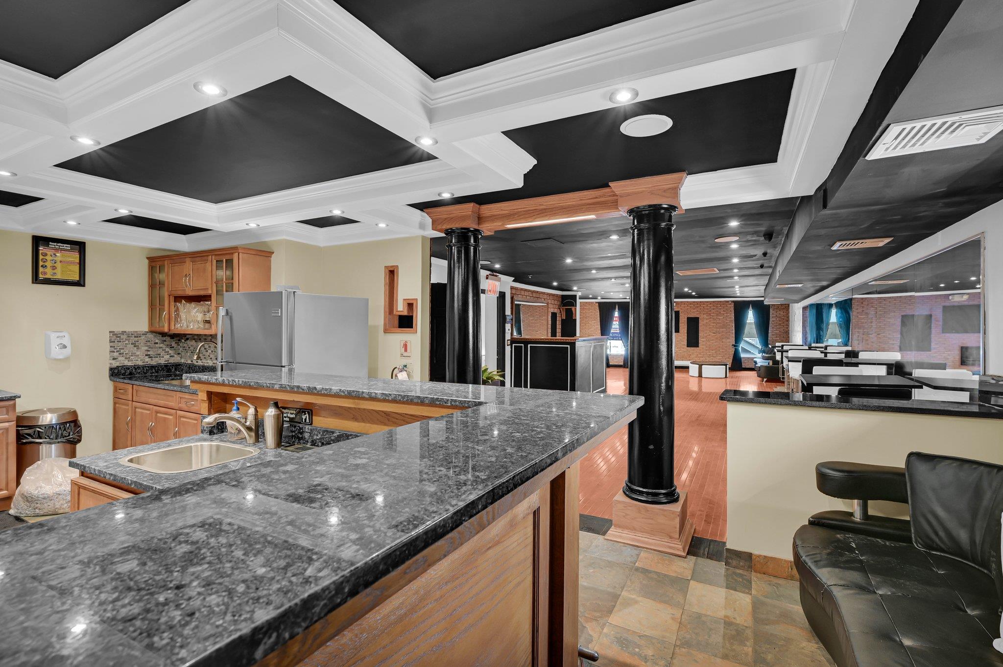 #18 photo, 135 Westchester Square, ブロンクス区 Bronx , NY 10461