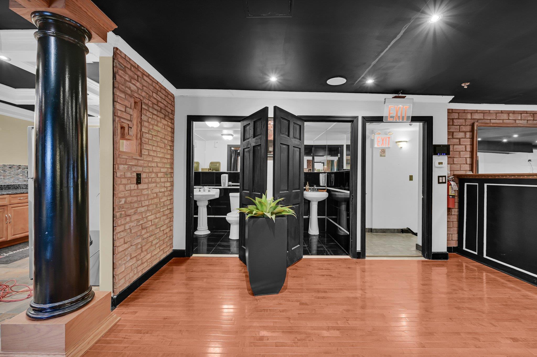 #4 photo, 135 Westchester Square, ブロンクス区 Bronx , NY 10461