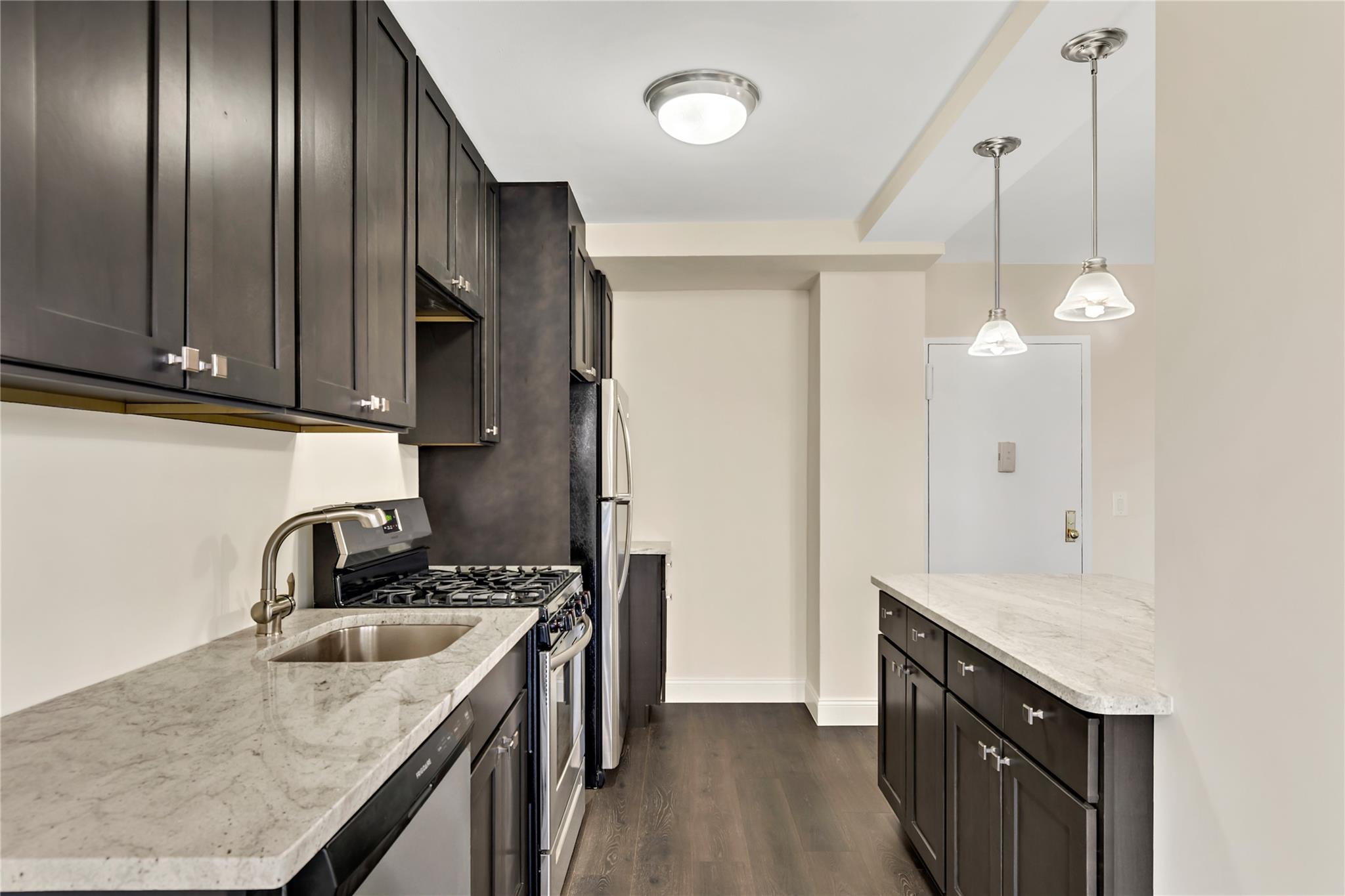 #10 photo, 825 Morrison Avenue, ブロンクス区 Bronx , NY 10473