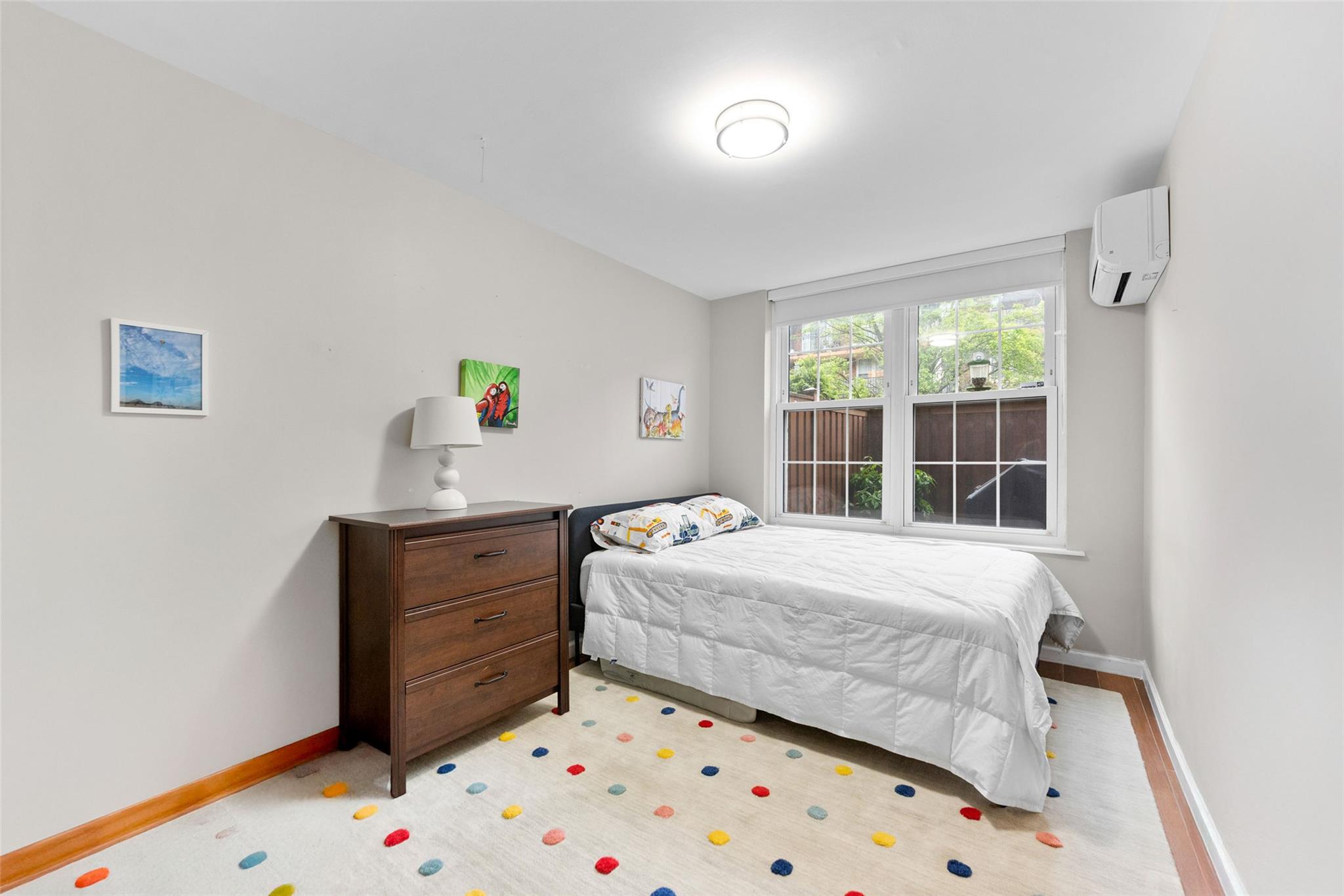 #5 photo, 9965 Shore Road, Brooklyn , NY 11209