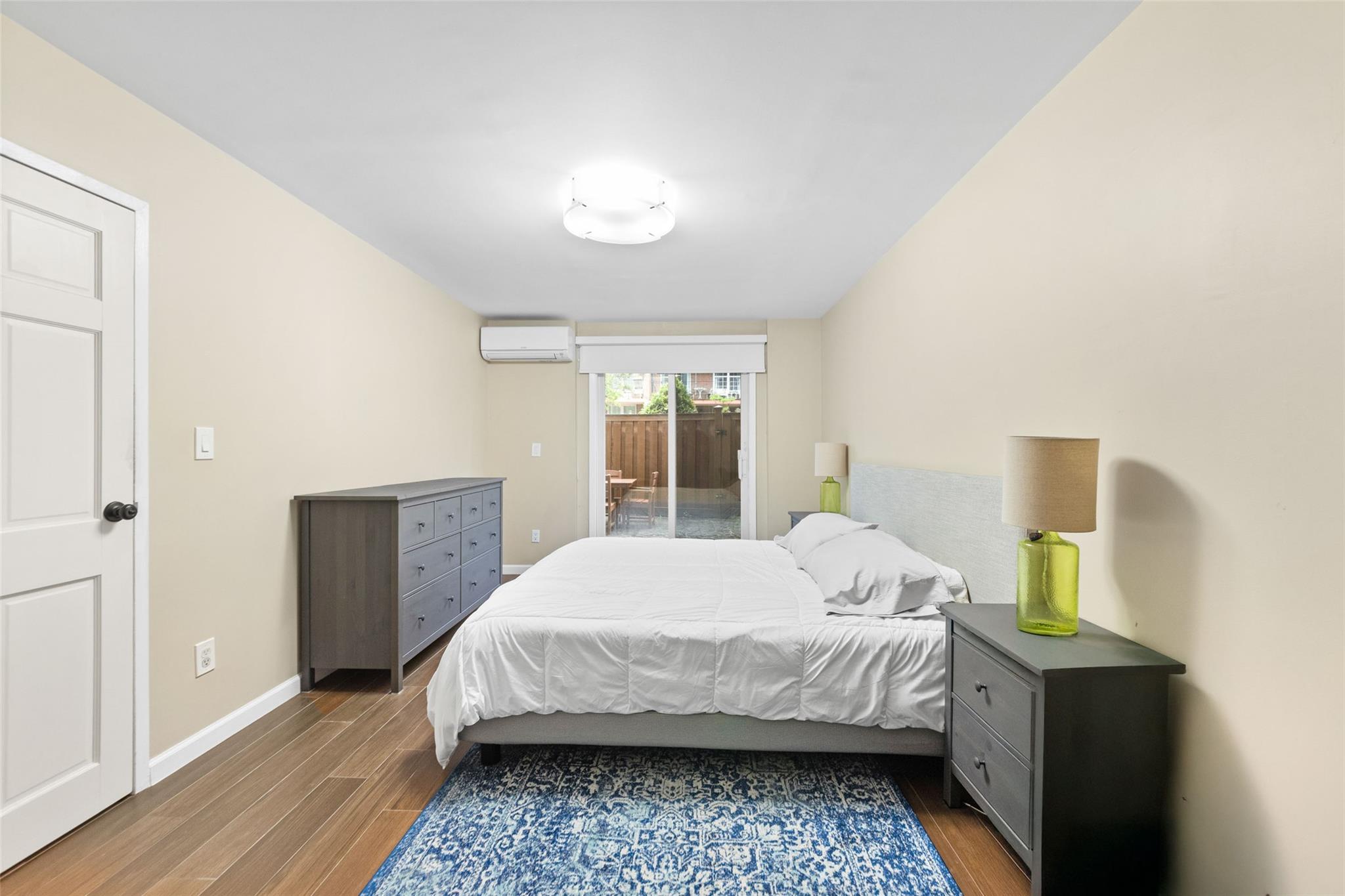 #6 photo, 9965 Shore Road, Brooklyn , NY 11209