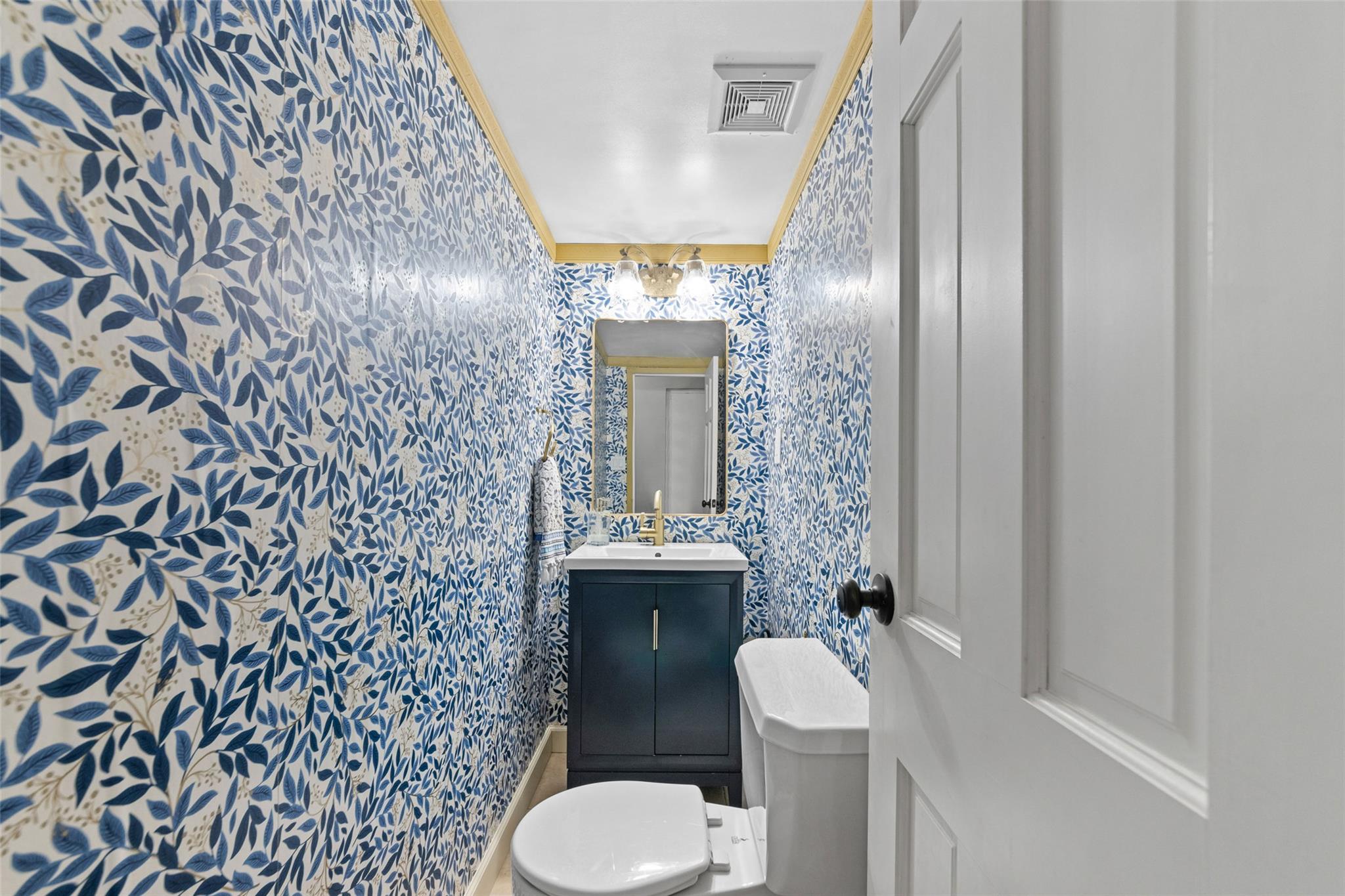 #7 photo, 9965 Shore Road, Brooklyn , NY 11209