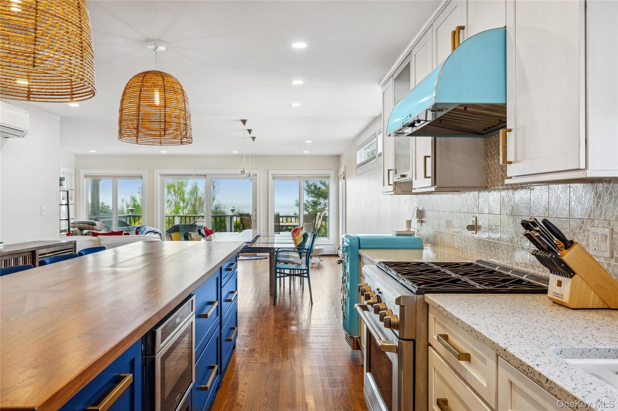 #16 photo, 931 Oceanfront Street, Long Beach , NY 11561