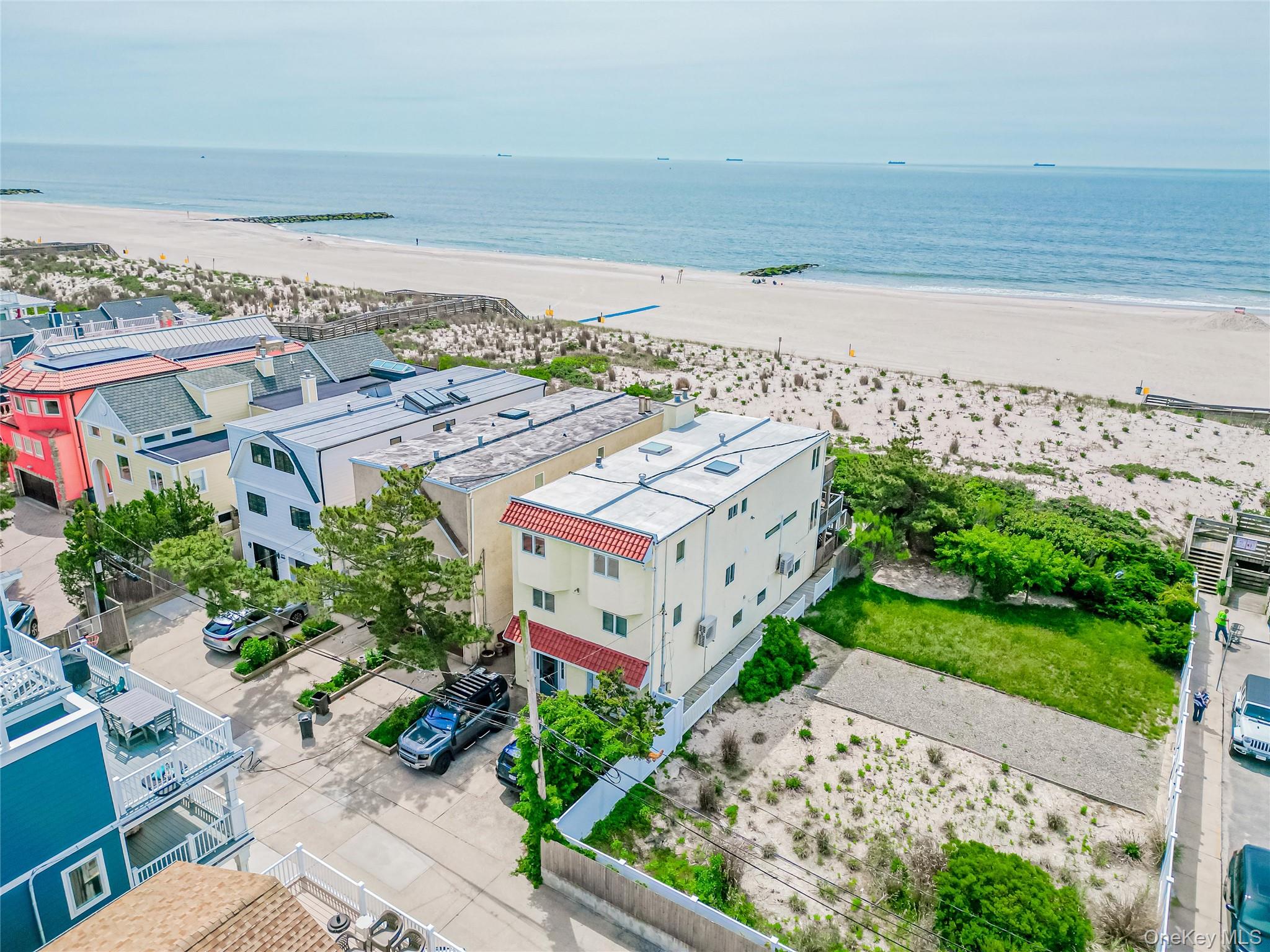 #3 photo, 931 Oceanfront Street, Long Beach , NY 11561