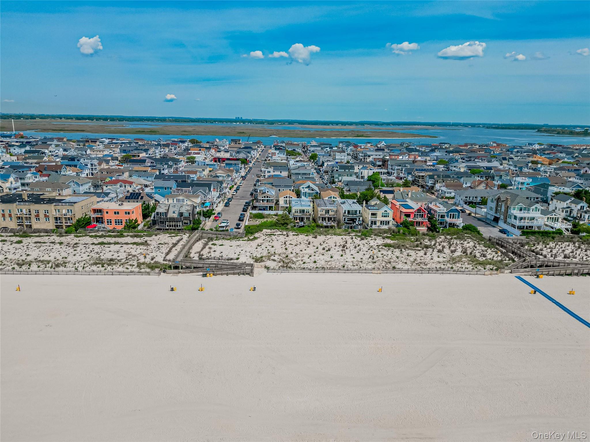 #7 photo, 931 Oceanfront Street, Long Beach , NY 11561