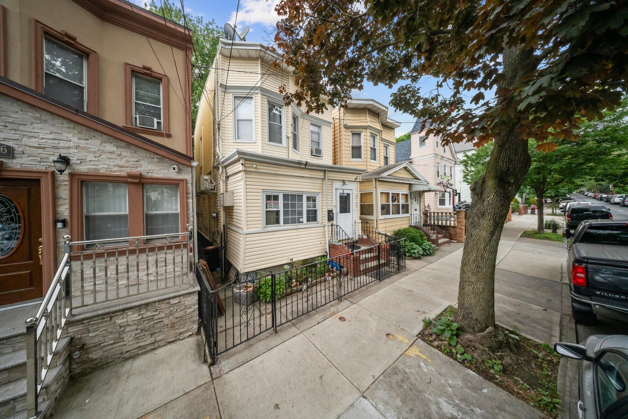 #3 photo, 8564 79th Street, 皇后區 木港 Woodhaven , NY 11421