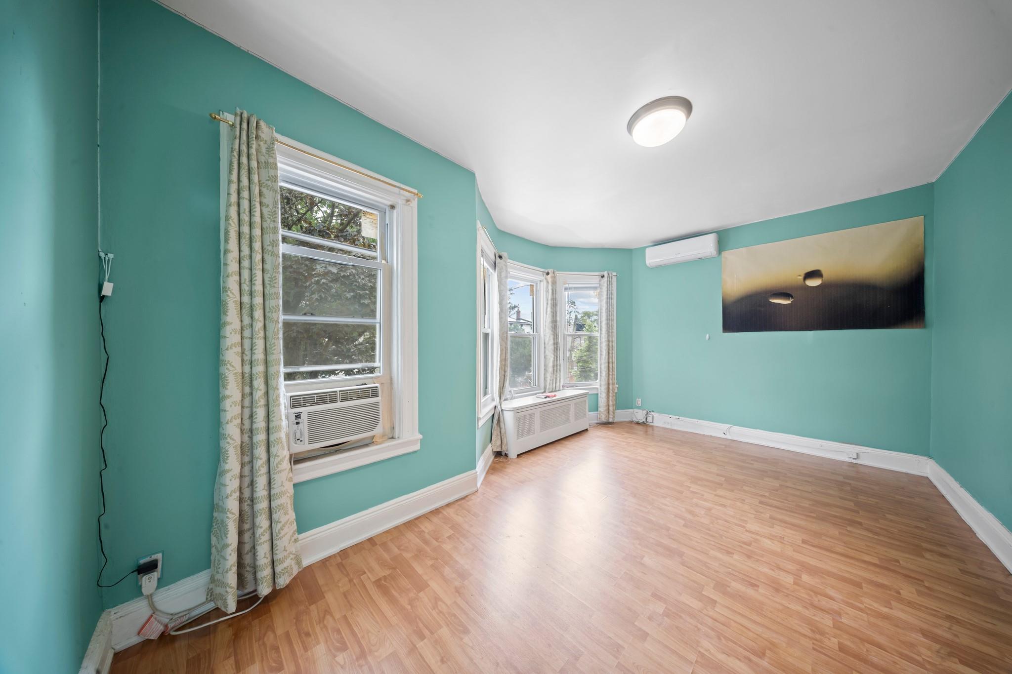 #7 photo, 8564 79th Street, 皇后區 木港 Woodhaven , NY 11421