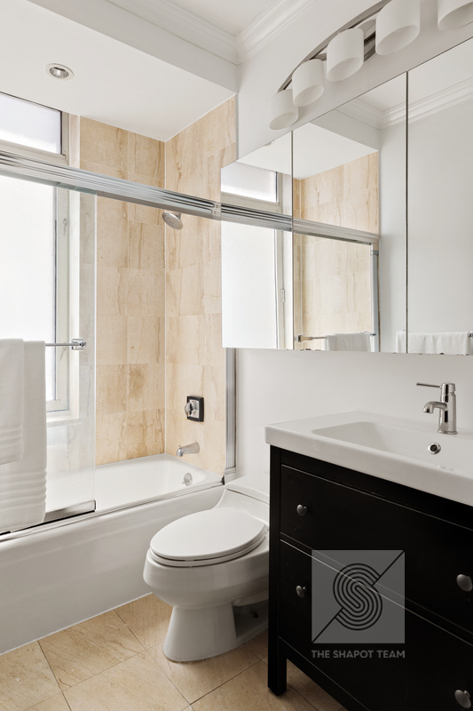 #8 photo, 145 E 48th Street, マンハッタン Turtle Bay , NY 10017