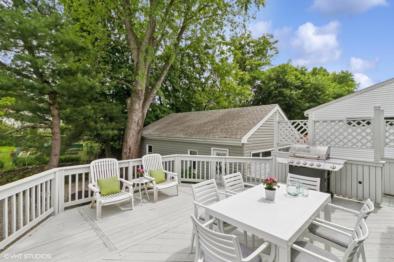 #18 photo, 1325 Stoneybrook Avenue, Mamaroneck , NY 10543