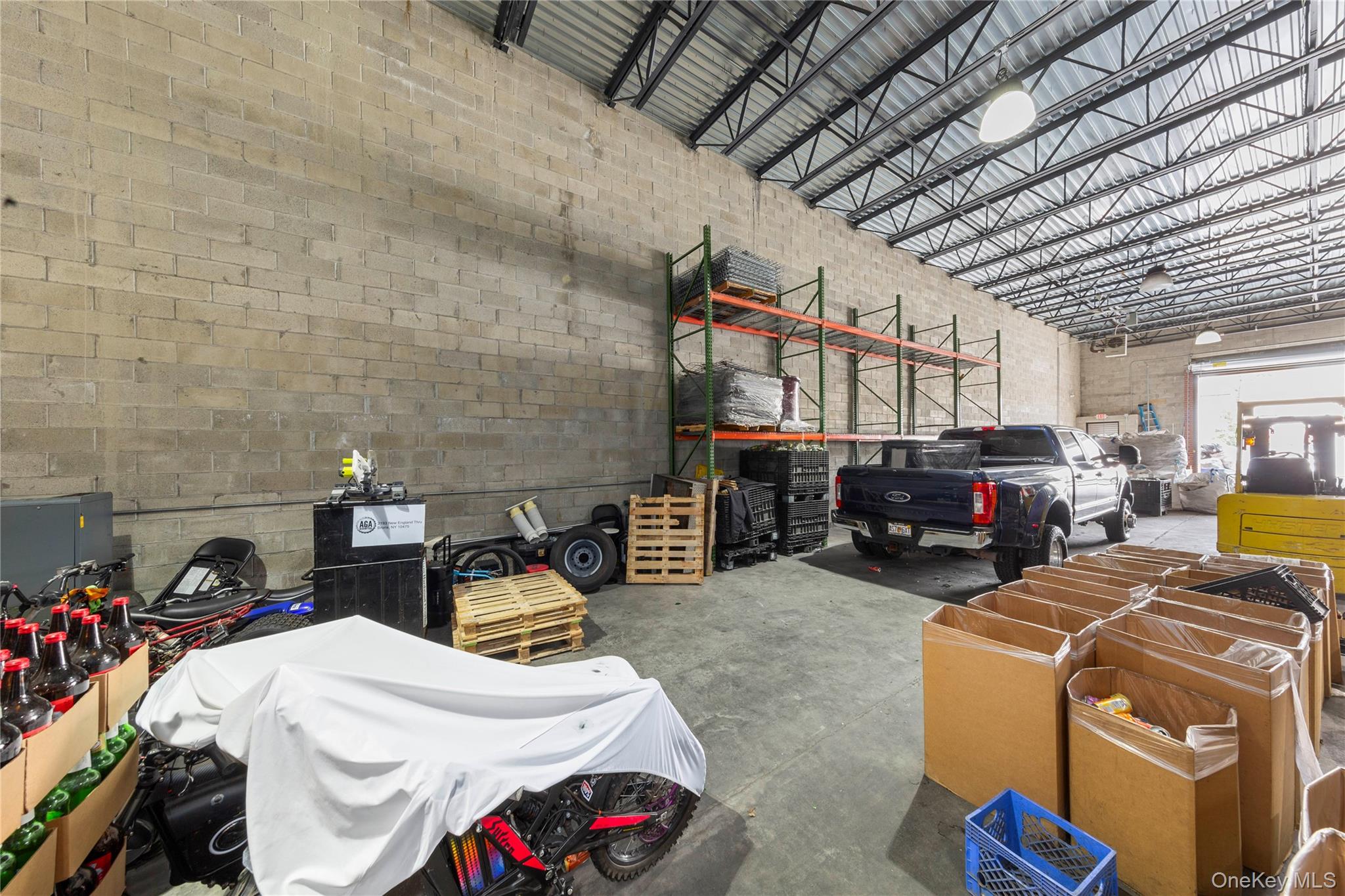 #10 photo, 3325 DE Lavall Avenue, ブロンクス区 Bronx , NY 10475