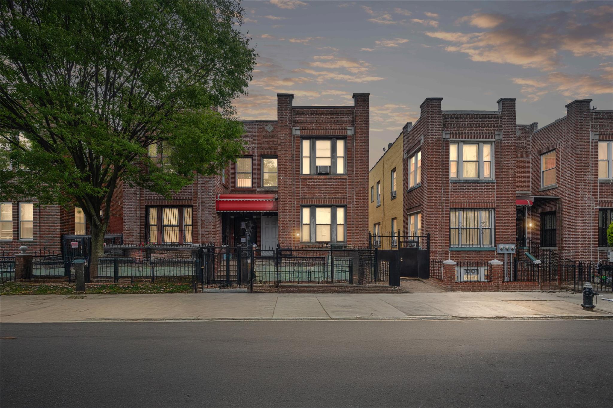 #1 photo, 3720 Warren Street, 皇后區 傑克遜高地 Jackson Heights , NY 11372