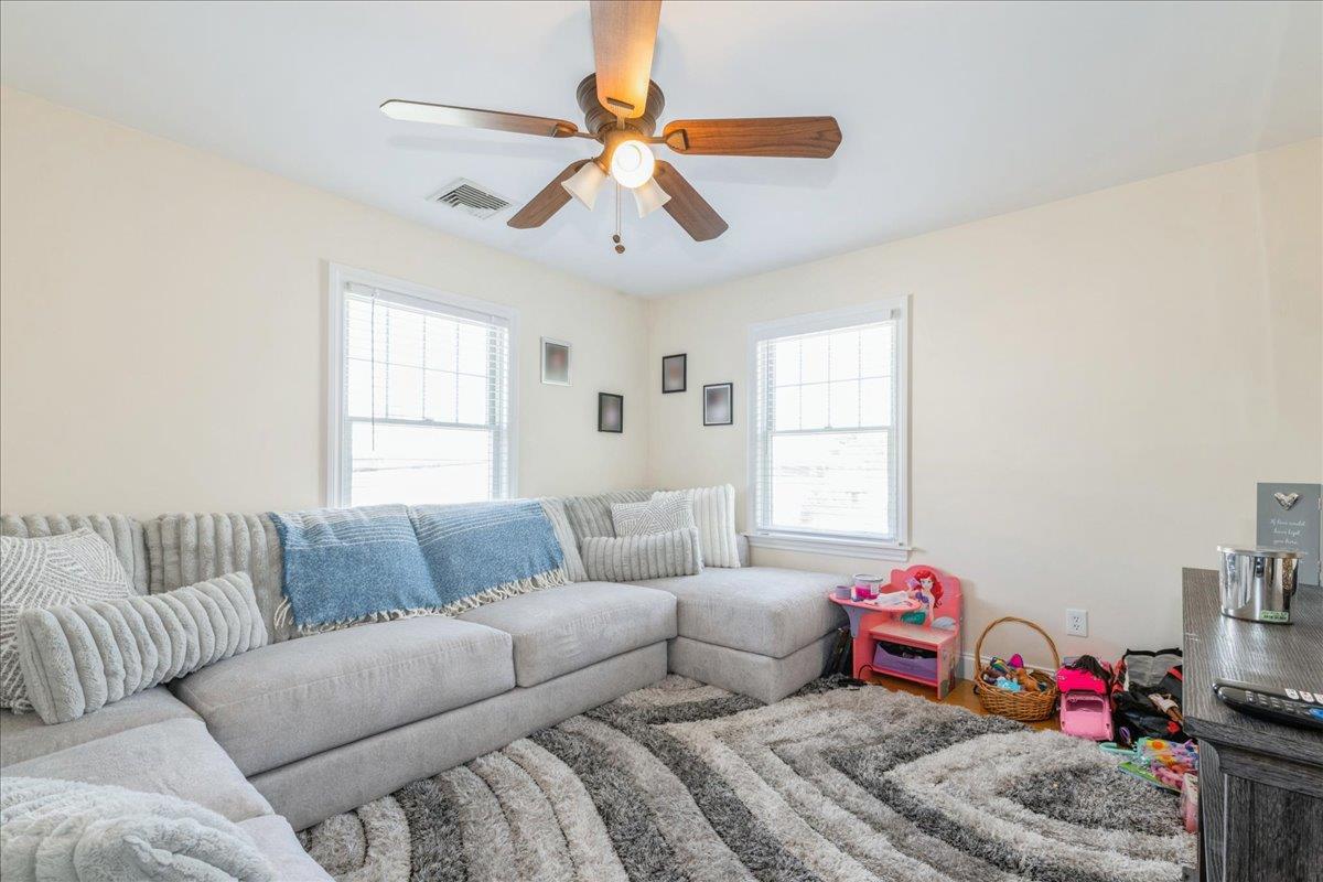 #13 photo, 35 East Avenue, ナッソー郡 Glen Cove , NY 11542