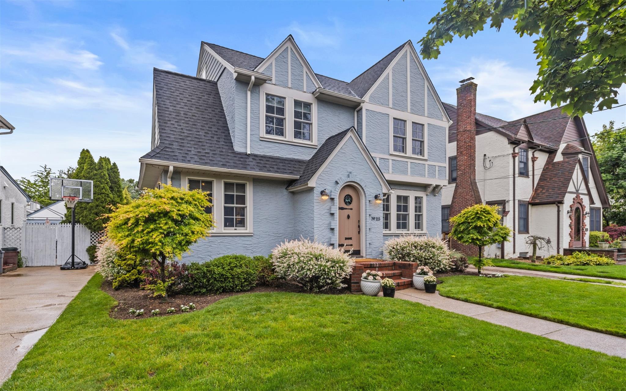 #1 photo, 115 Hamilton Road, Rockville Centre , NY 11570