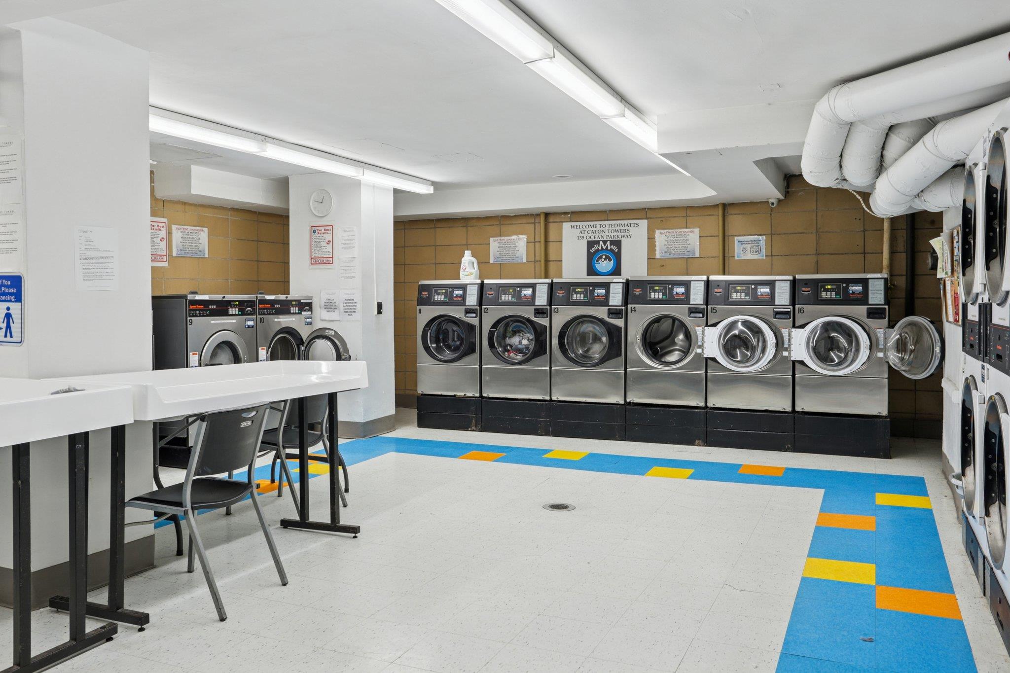 #12 photo, 135 Ocean Parkway, ブルックリン区 Brooklyn , NY 11218