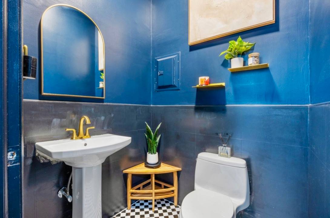 #9 photo, 21-01 College Point Boulevard, クイーンズ区 College Point , NY 11356