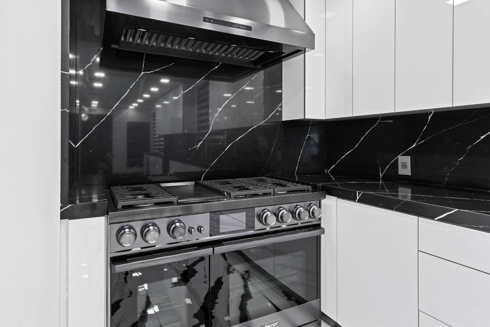 #22 photo, 28 Ridge Ave, Staten Island , NY 10304