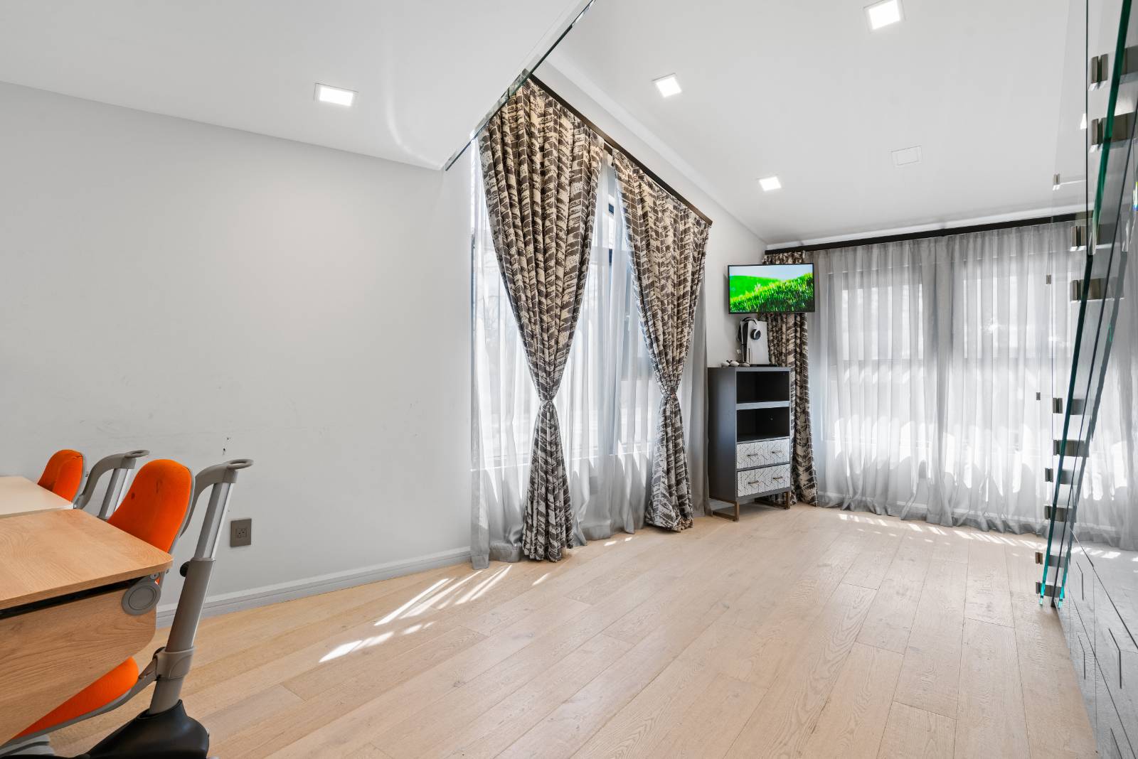 #46 photo, 28 Ridge Ave, Staten Island , NY 10304