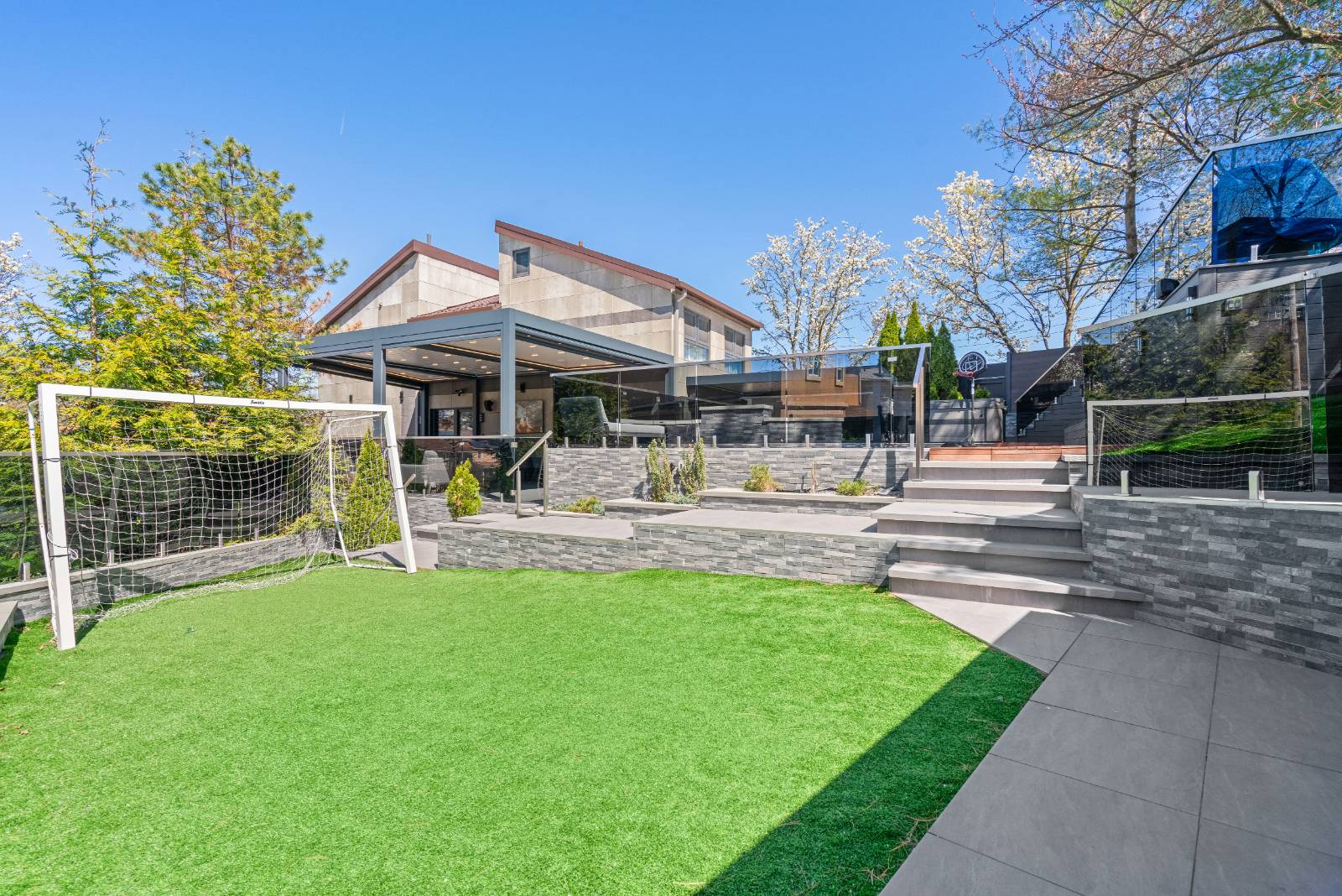 #73 photo, 28 Ridge Ave, Staten Island , NY 10304