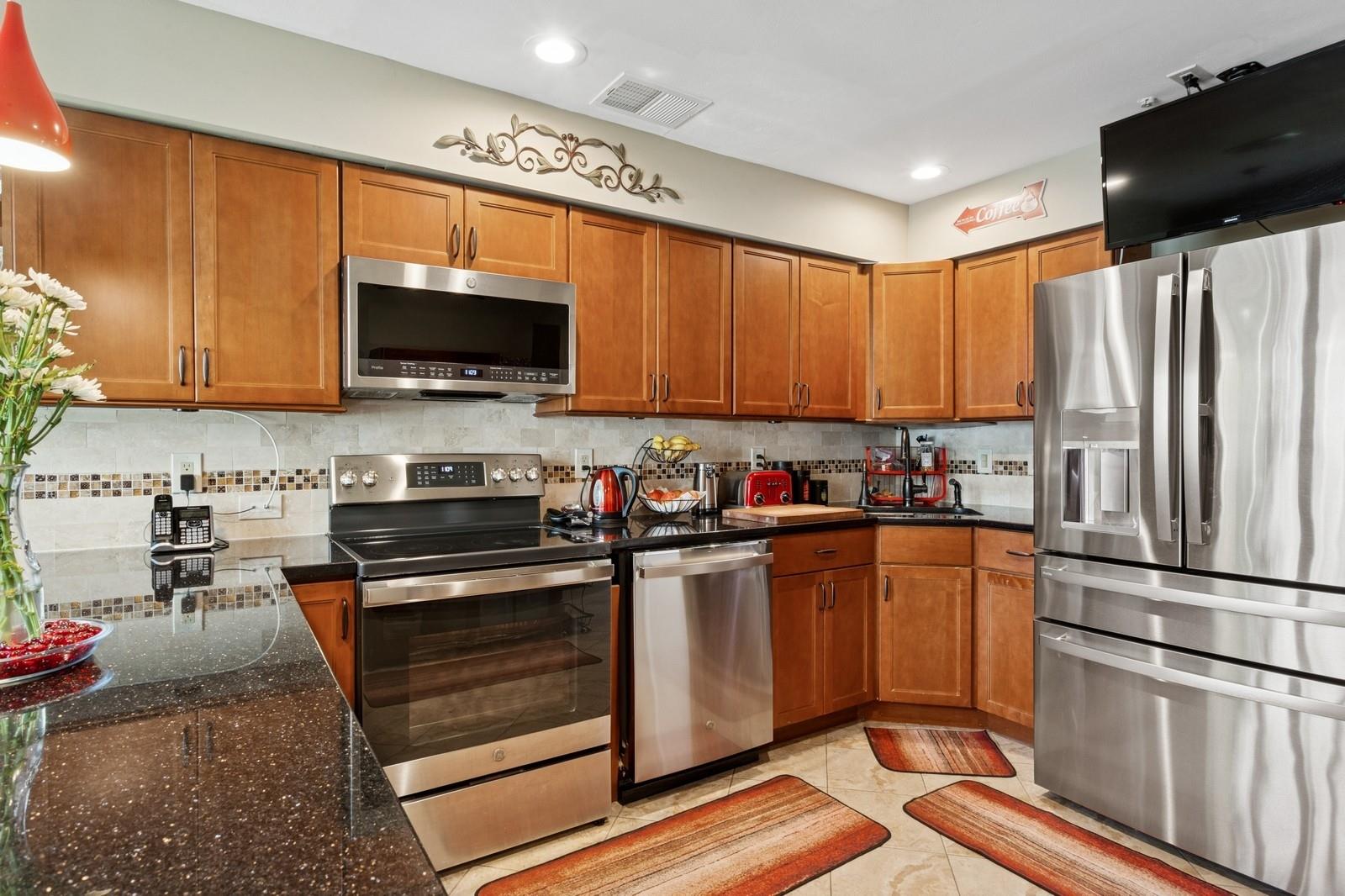 #11 photo, 100 Baker Court, 長島 島公園 Island Park , NY 11558