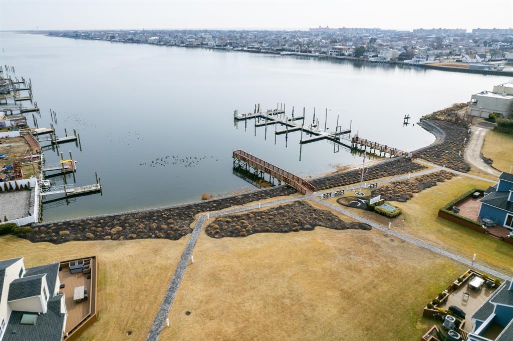 #6 photo, 100 Baker Court, 長島 島公園 Island Park , NY 11558