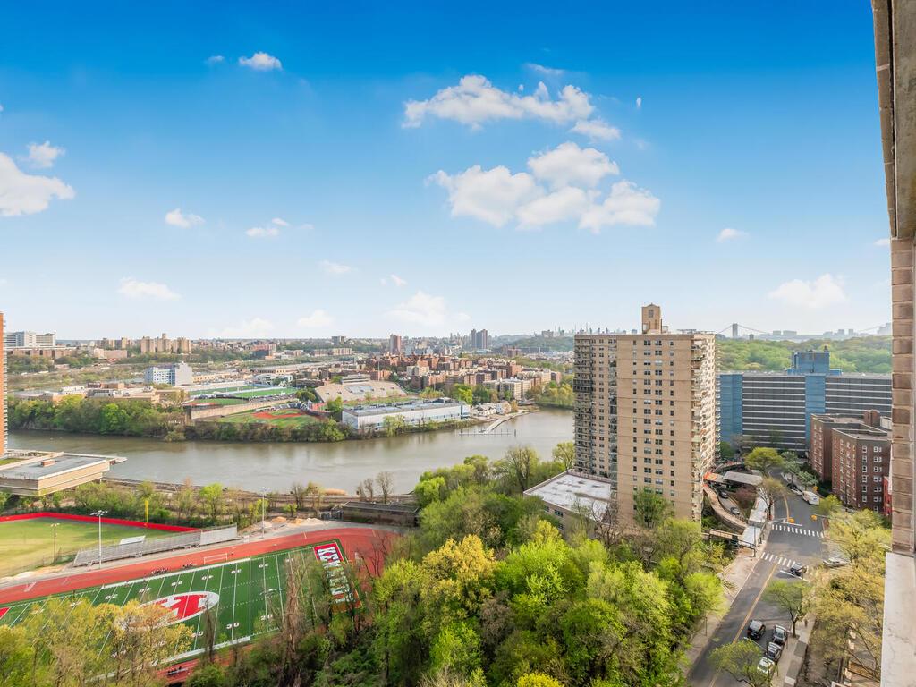 #13 photo, 555 Kappock Street, Bronx , NY 10463