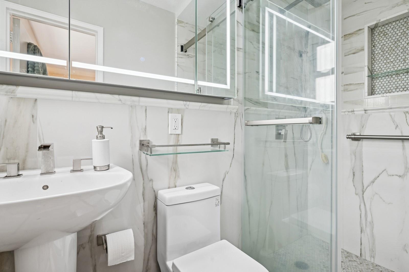 #14 photo, 162-41 Powells Cove Boulevard, クイーンズ区 Beechhurst , NY 11357